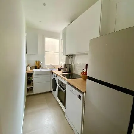 Appartamento 3p. 59m² Au Pied De Montmartre